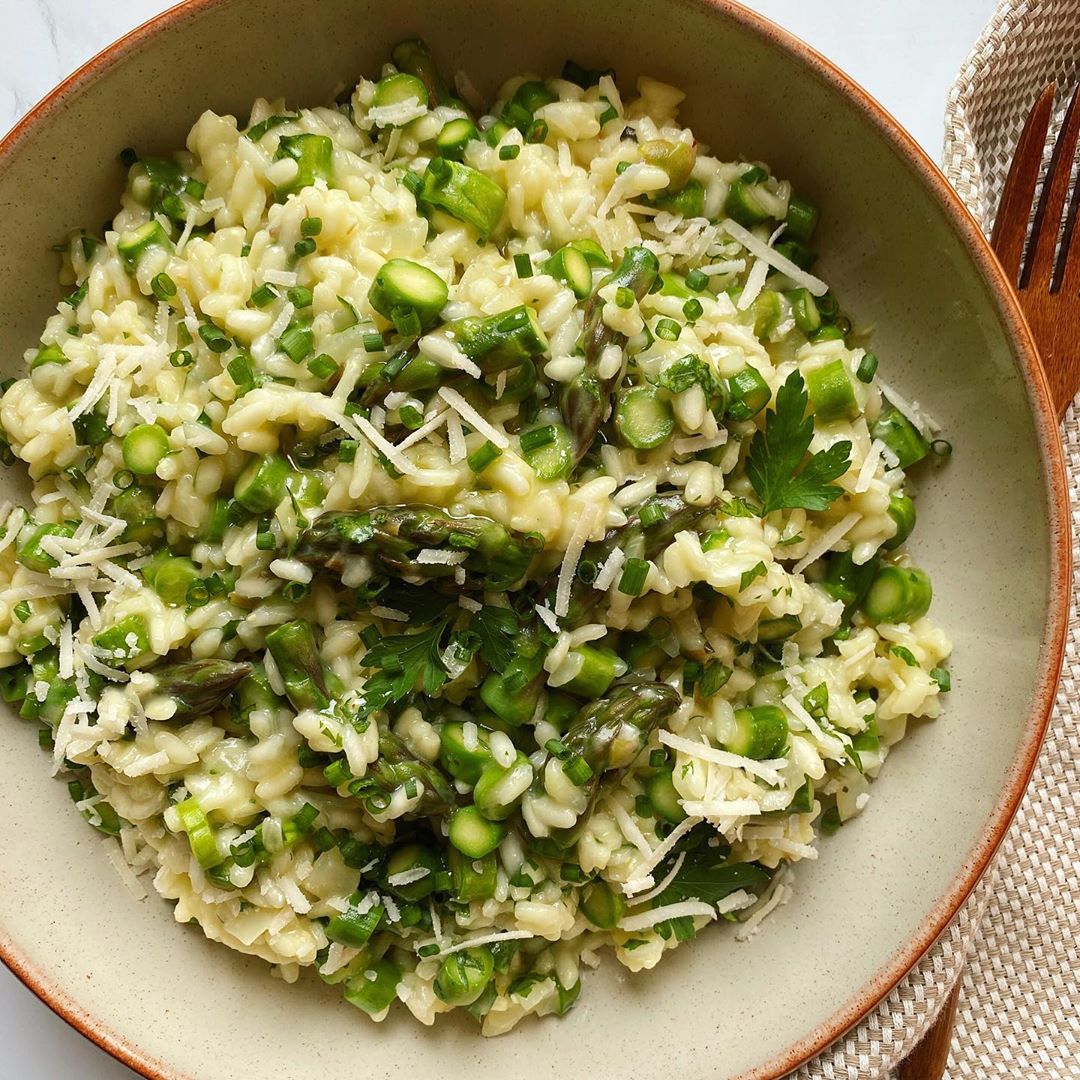 Simple Asparagus Risotto with Parmesan