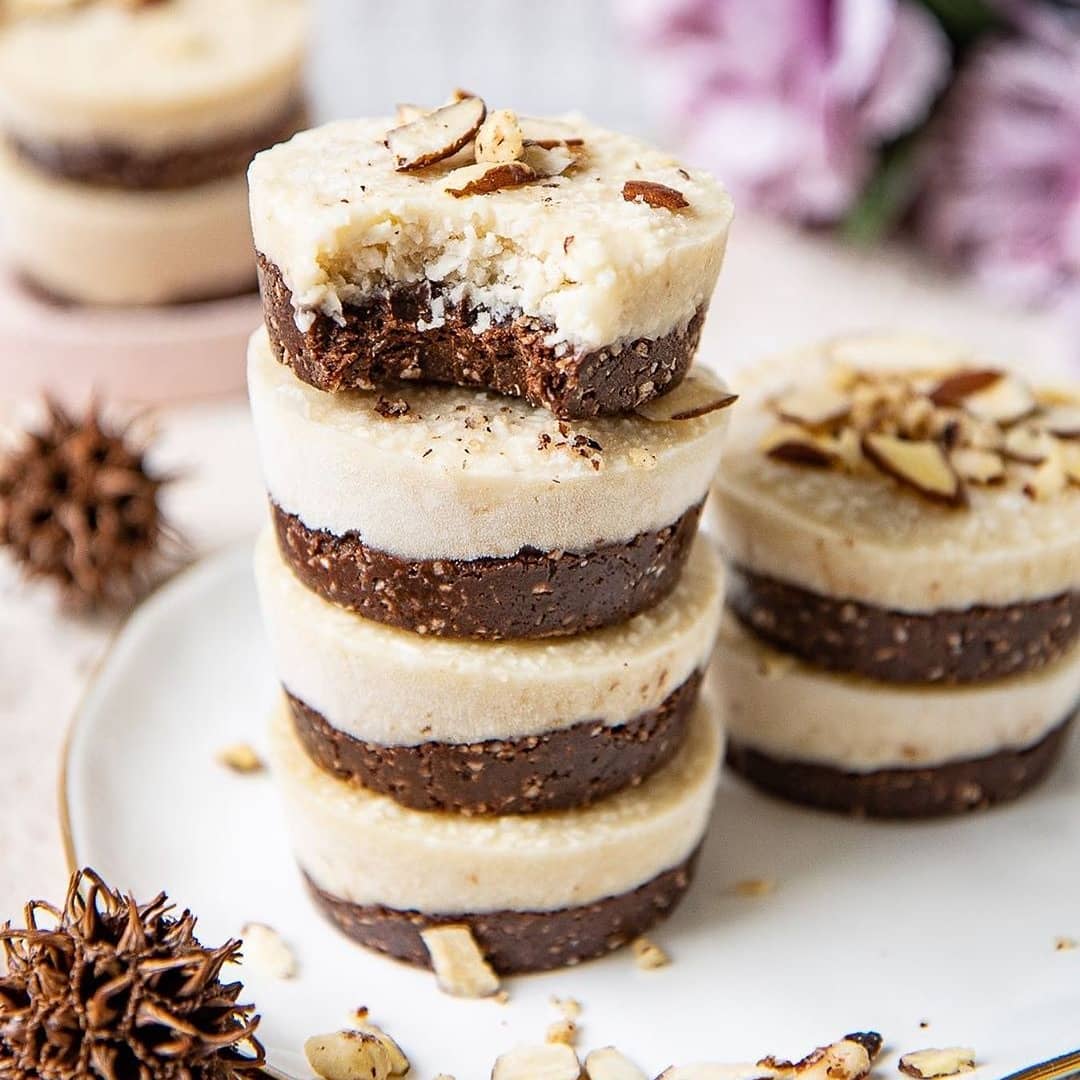 No-Bake Mini Bounty Coconut Cups