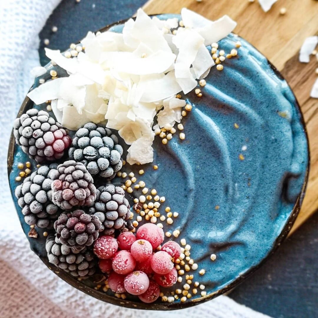 Healthy Vegan Nicecream with Banana and Berries