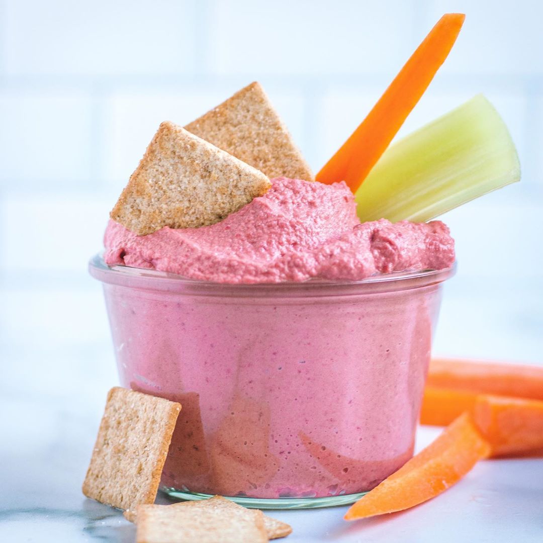 Easy Homemade Beet Hummus