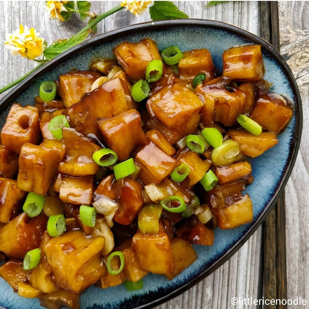 Sweet and Sour Lotus Root