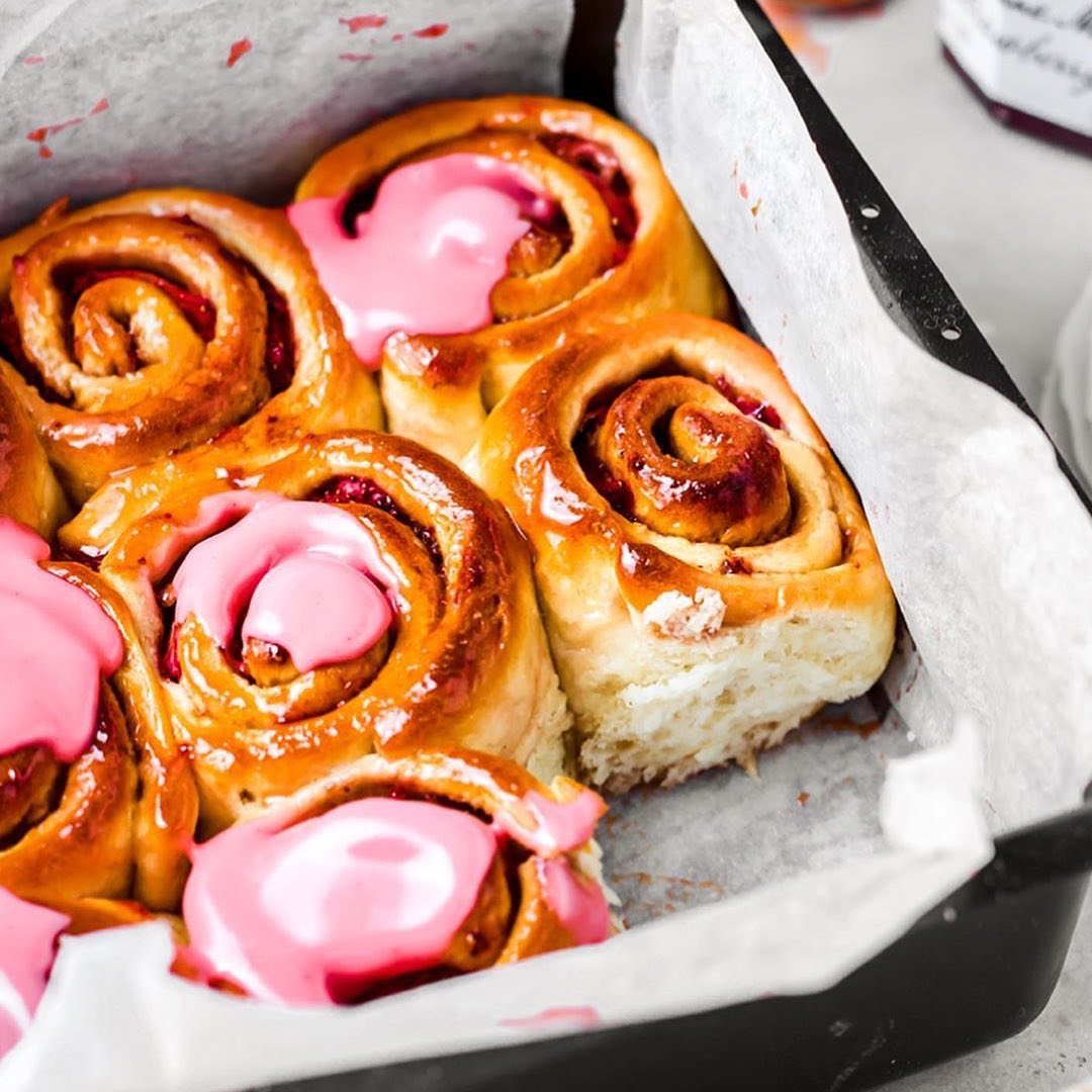 Vanilla and Strawberry Jam Scrolls