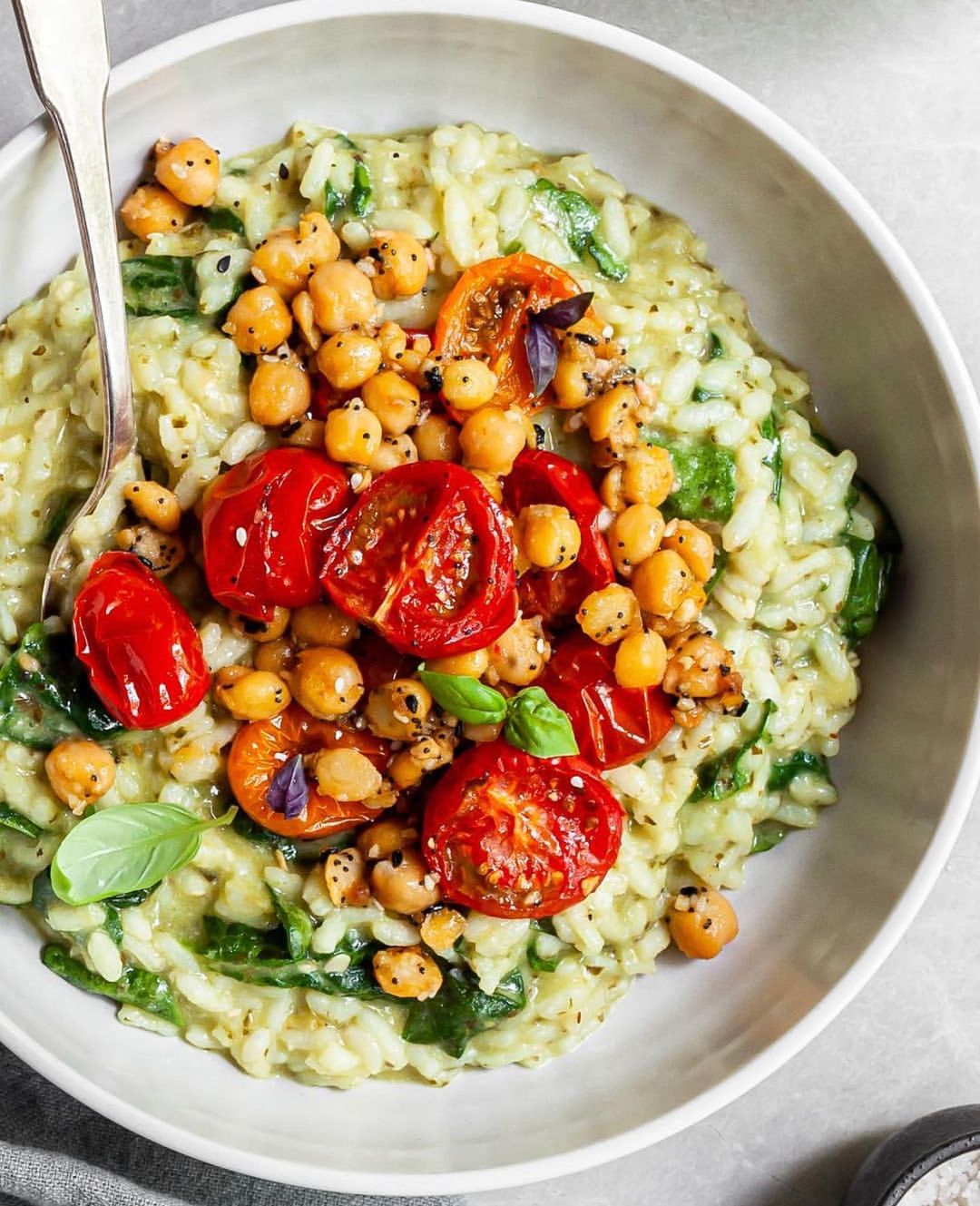 Pesto Risotto with Roasted Chickpeas and Tomatoes