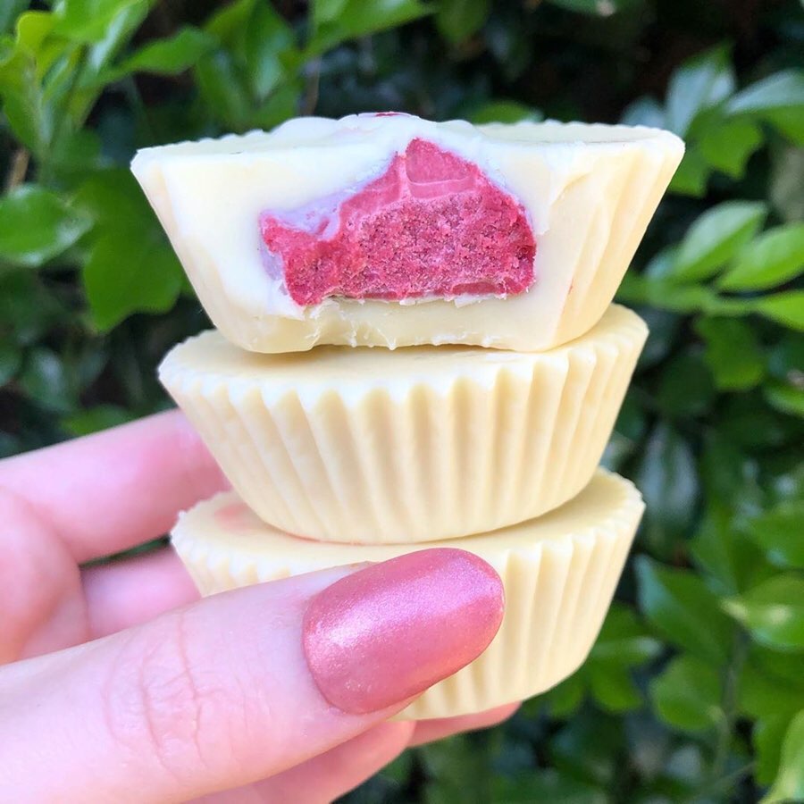 Pink White Chocolate Berry Cups