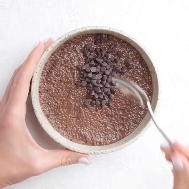 Vegan Cocoa Chia Seed Pudding