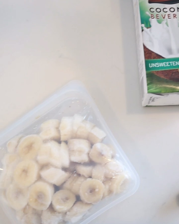 Vegan Banana Milkshake with Vanilla Protein