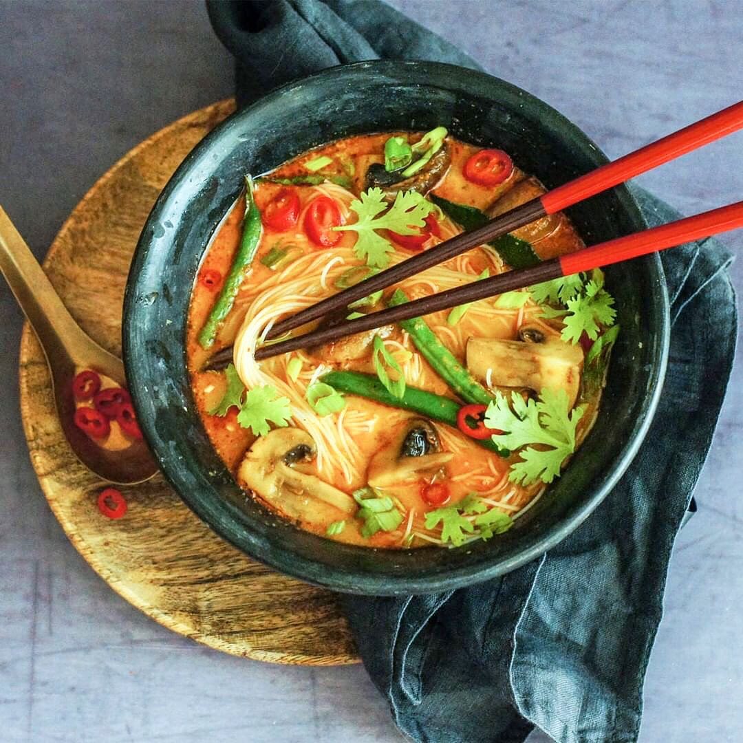 Vermicelli Tom Kha with Chestnut Mushrooms