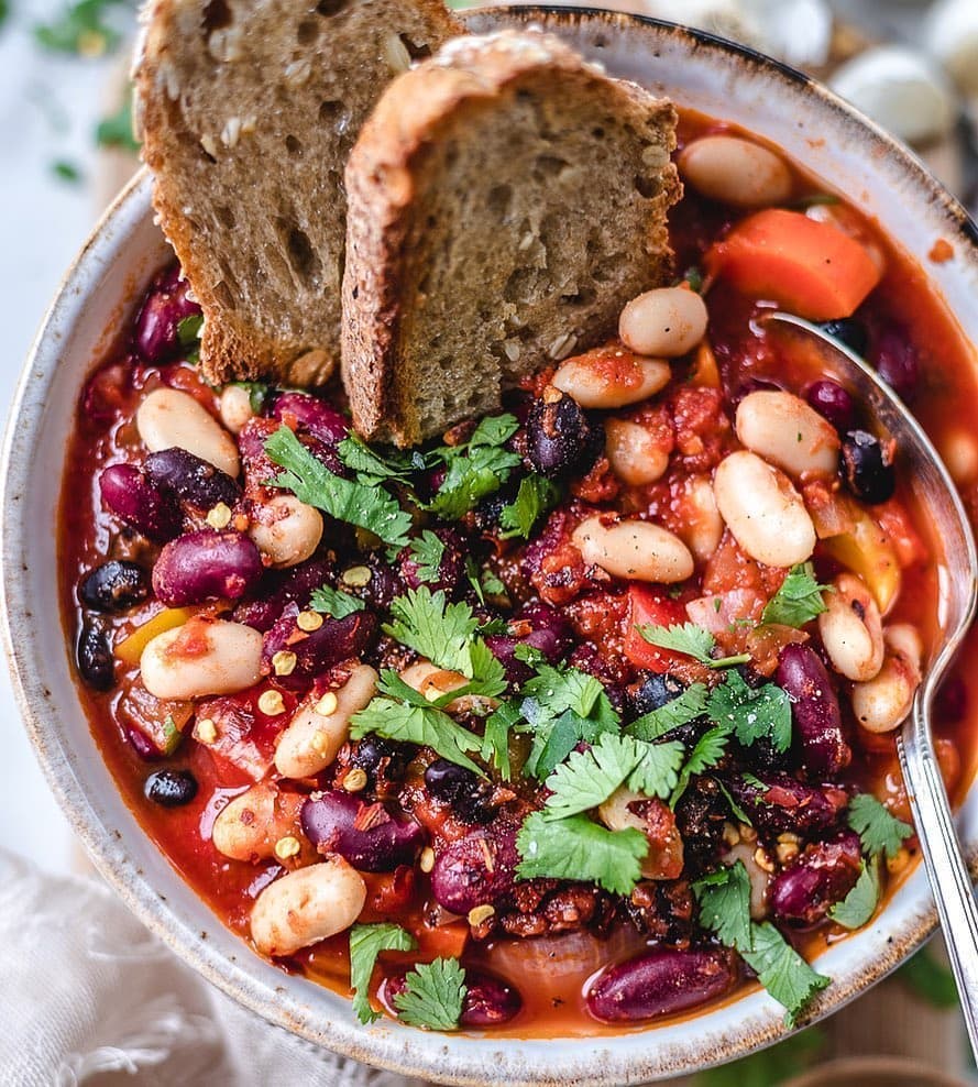 Easy and Comforting Vegan Chili