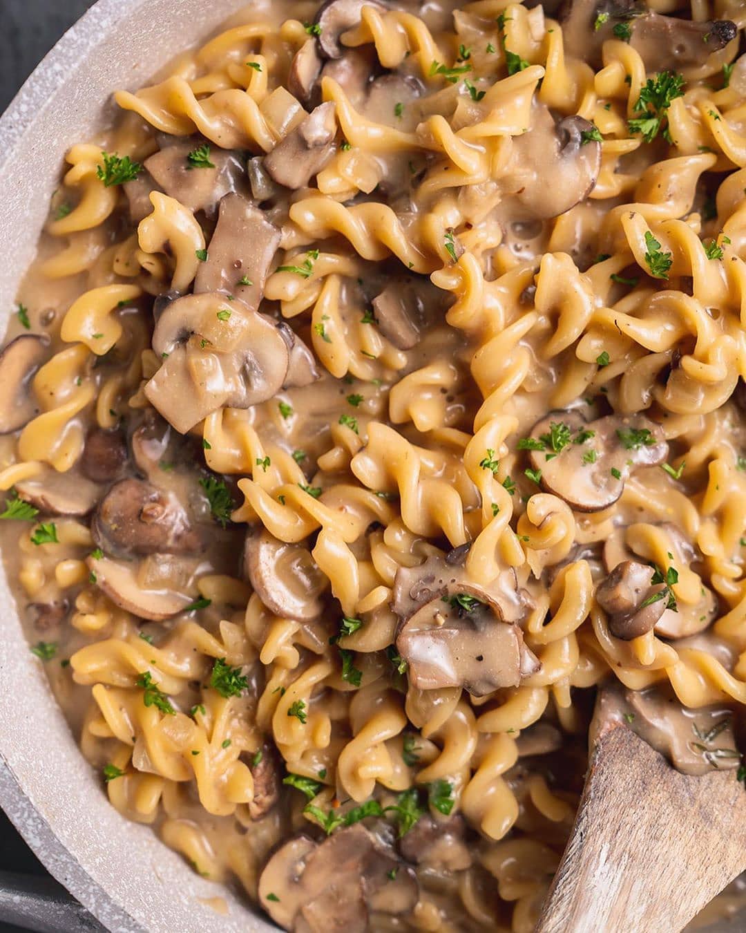 One Pot Vegan Mushroom Stroganoff
