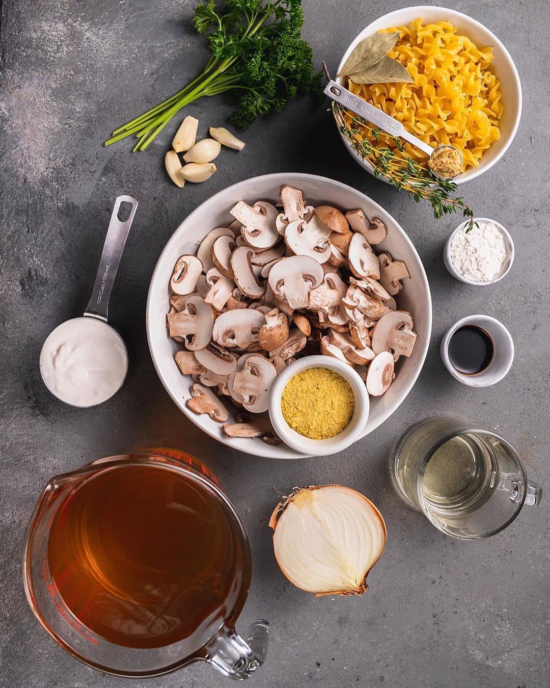 One Pot Vegan Mushroom Stroganoff