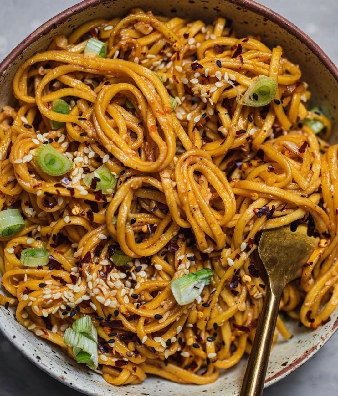 Quick spicy garlic noodles