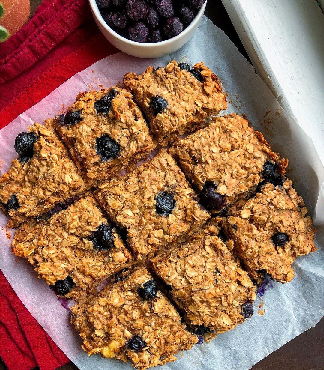 Vegan Blueberry Oatmeal Bars