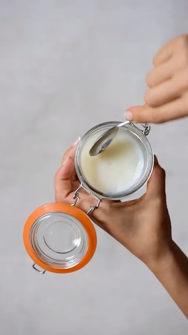 Homemade Coconut Oil from Fresh Coconuts