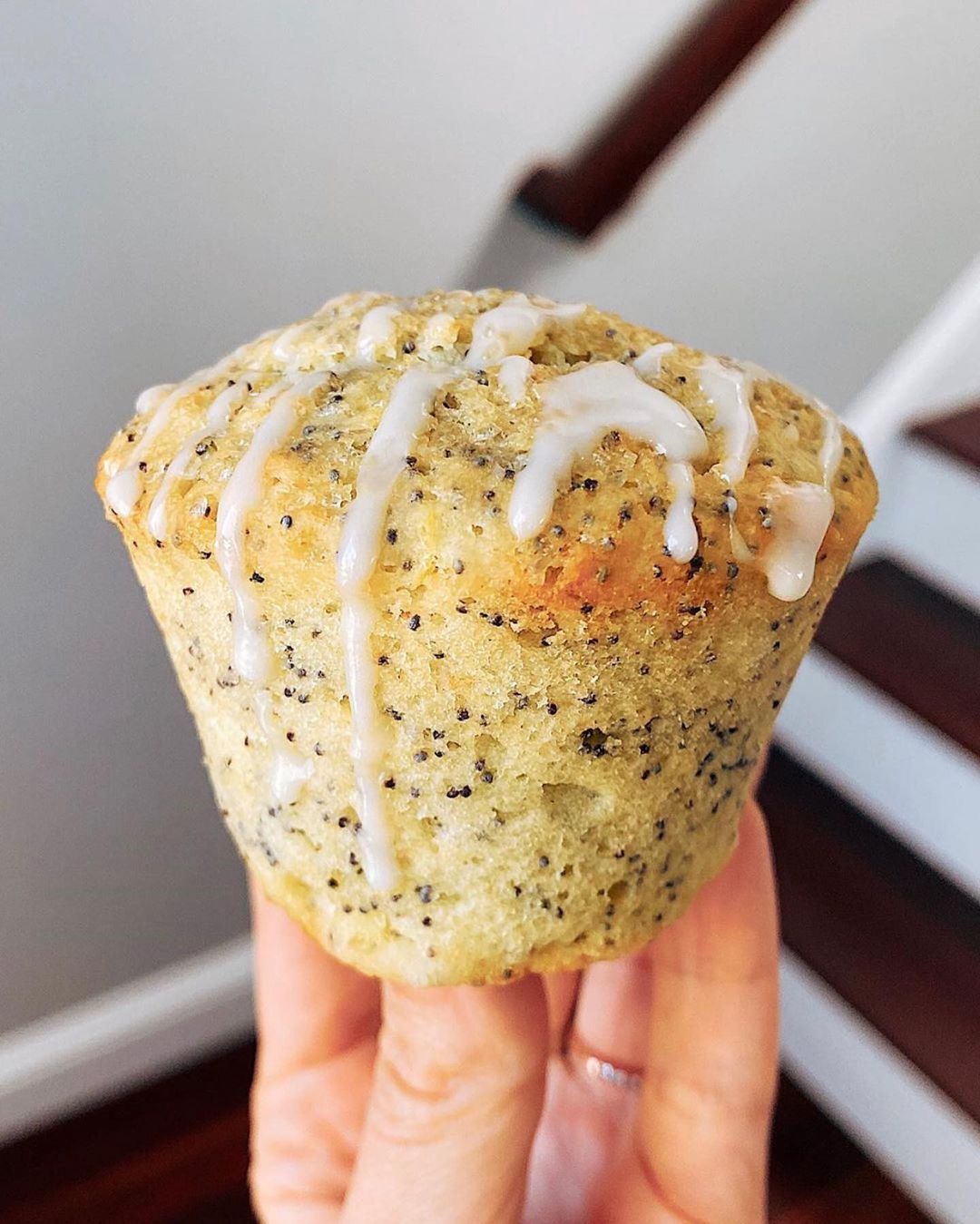Jumbo Lemon Poppyseed Muffin