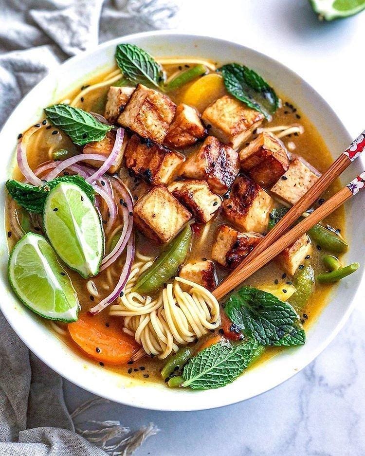 Quick and Easy Tom Yum (Hot & Sour) Noodle Soup with Tofu
