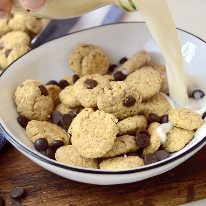 Vegan Cookie Crisp Cereal Treat