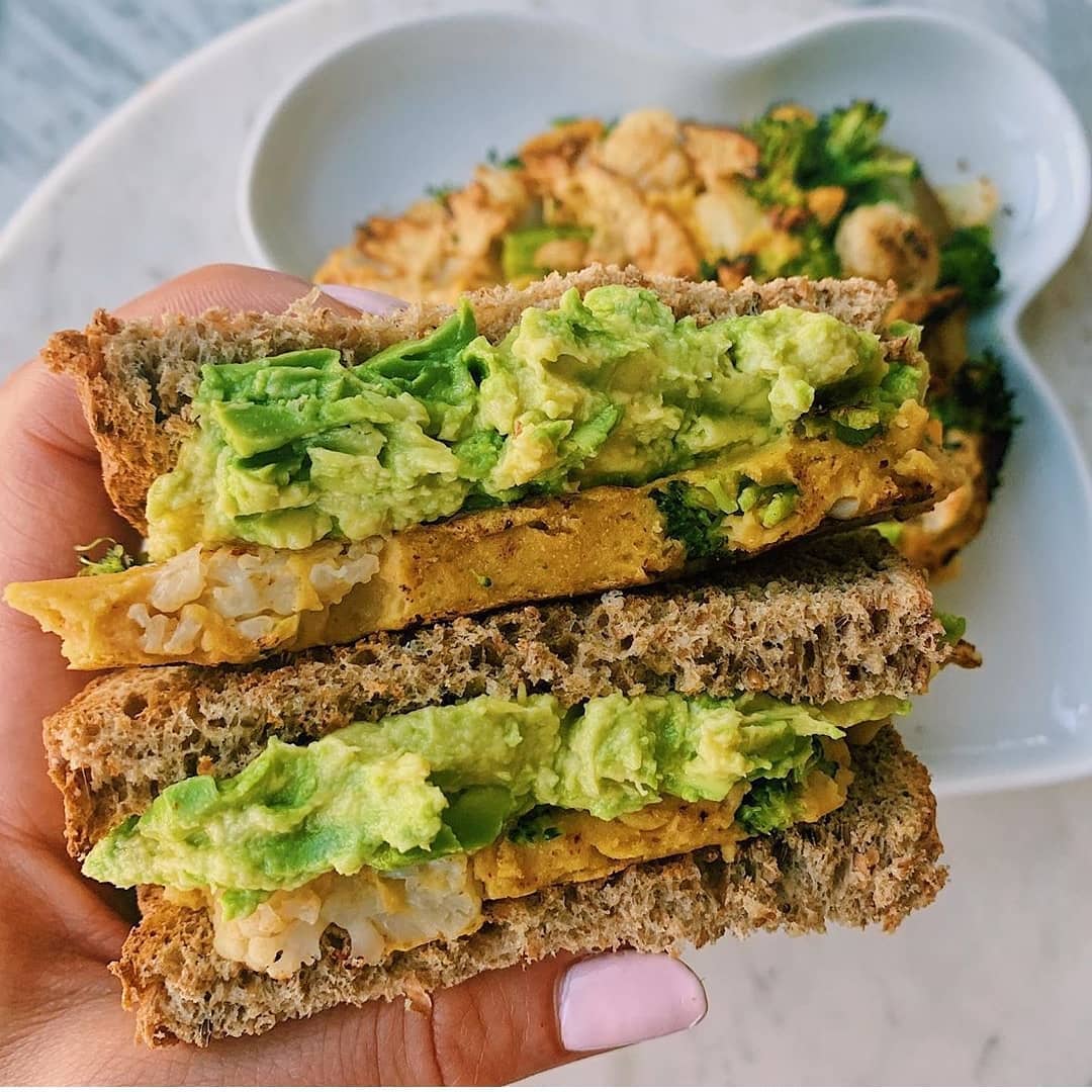 Vegan Avocado and Egg Breakfast Sandwich