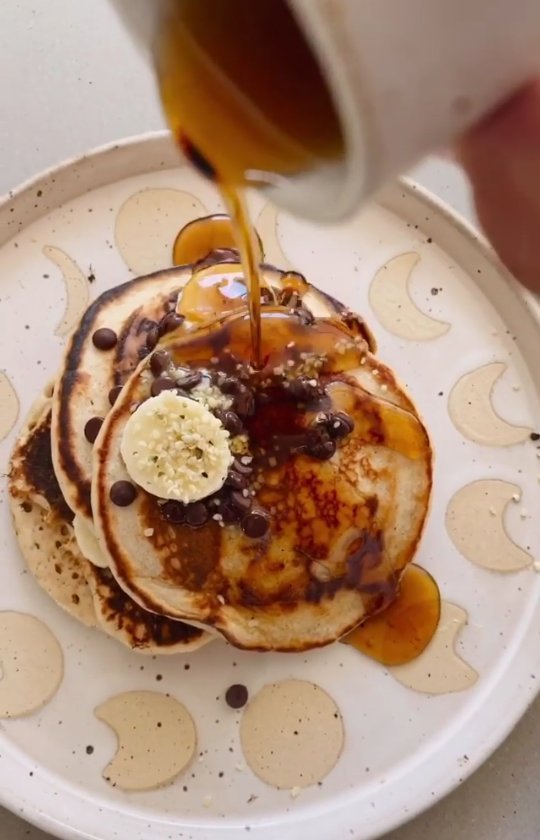 Easy Vegan Protein Pancakes
