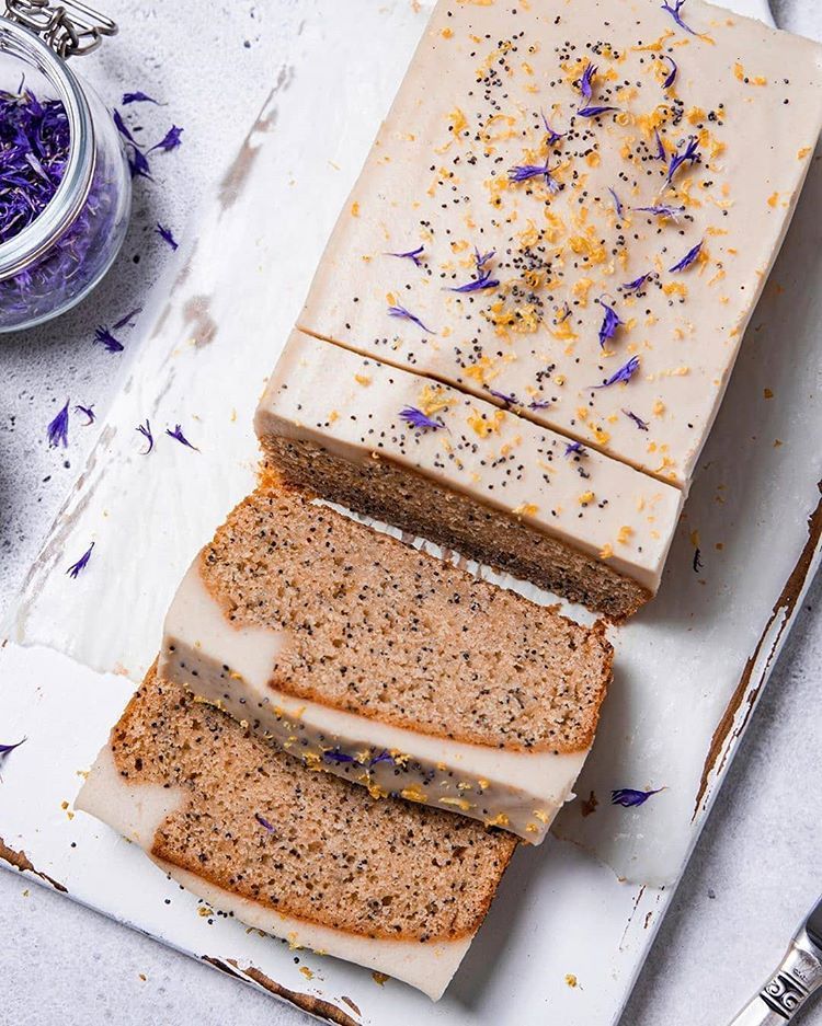 Vegan Lemon Poppyseed Cake