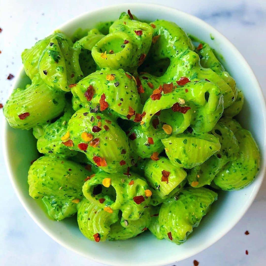 Creamy Vegan Mac and Greens