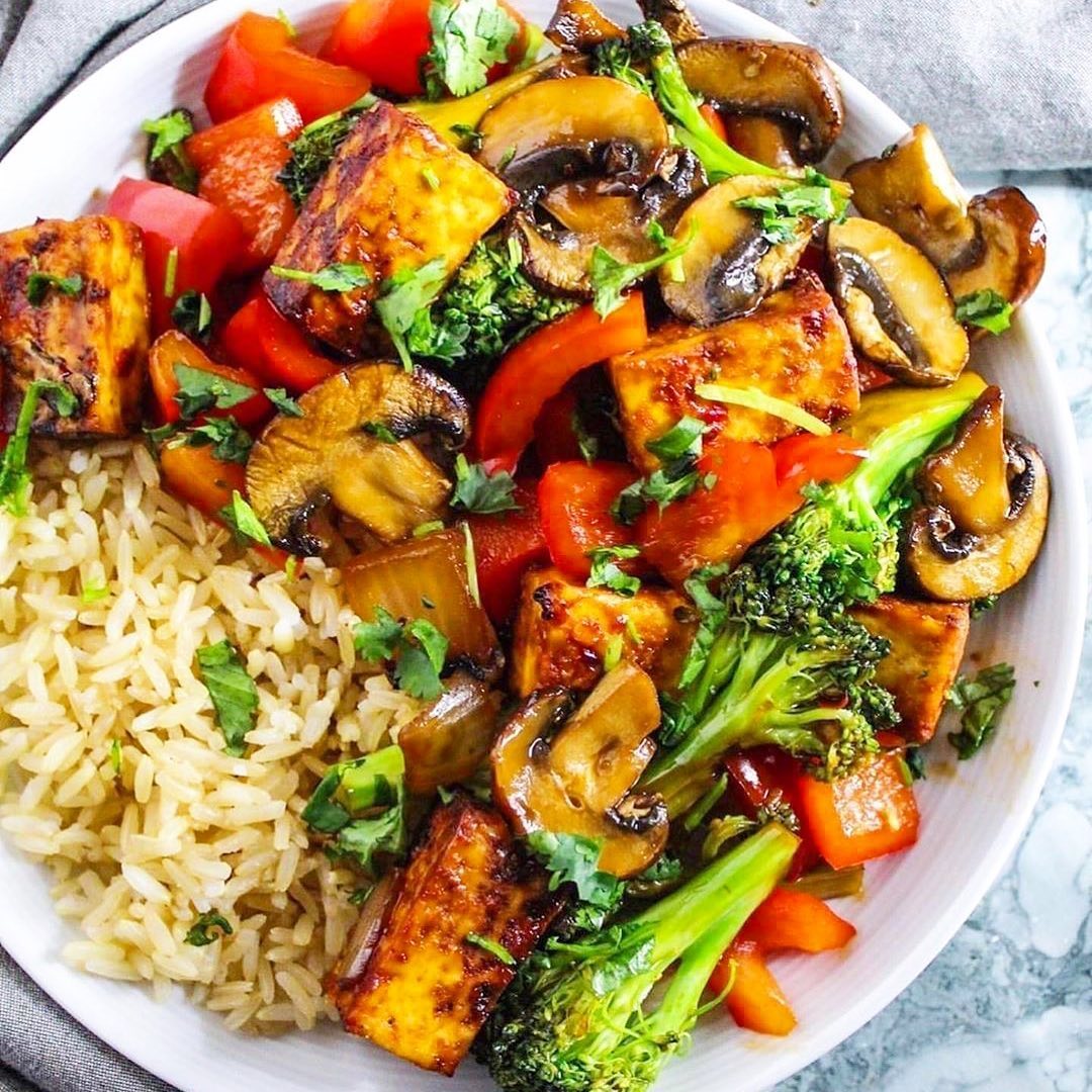 Veggie Stir Fry with Tofu, Mushrooms, Broccoli, and Peppers