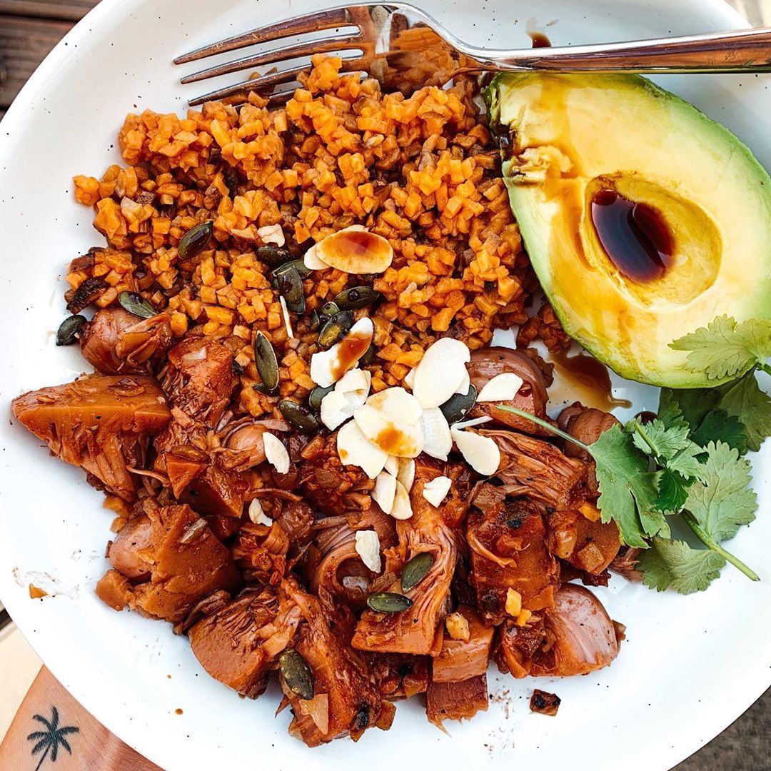 Simple Sticky BBQ Jackfruit Vegan Dish