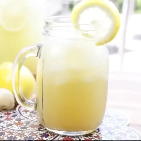 Easy Vegan Ginger Lemonade Drink