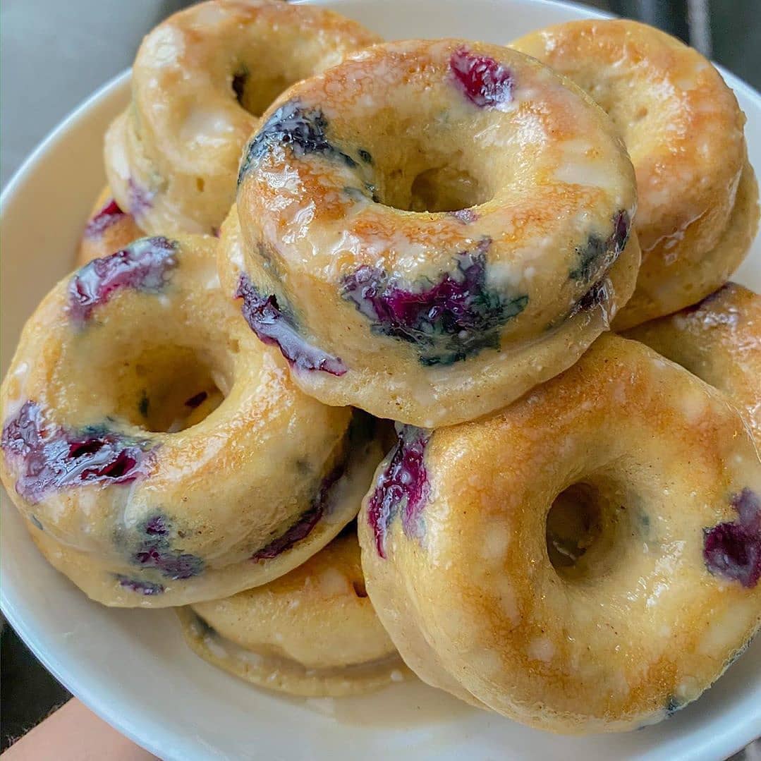 30 Minute Vegan Baked Blueberry Donuts