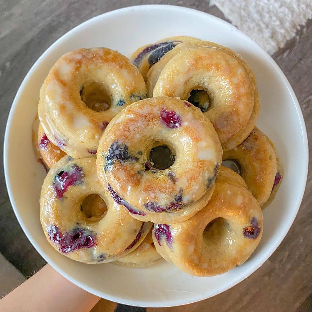 30 Minute Vegan Baked Blueberry Donuts