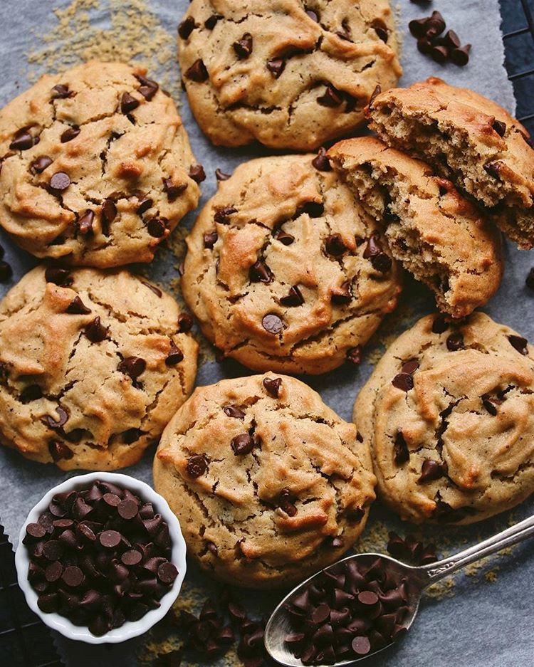 Vegan Chocolate Chip Cookies