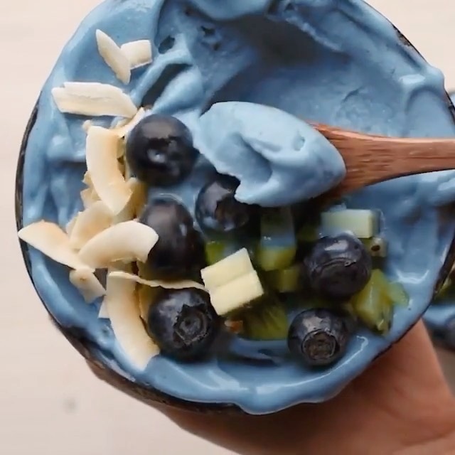 Five Healthy Ice Cream Smoothie Bowls