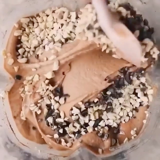 Five Healthy Ice Cream Smoothie Bowls