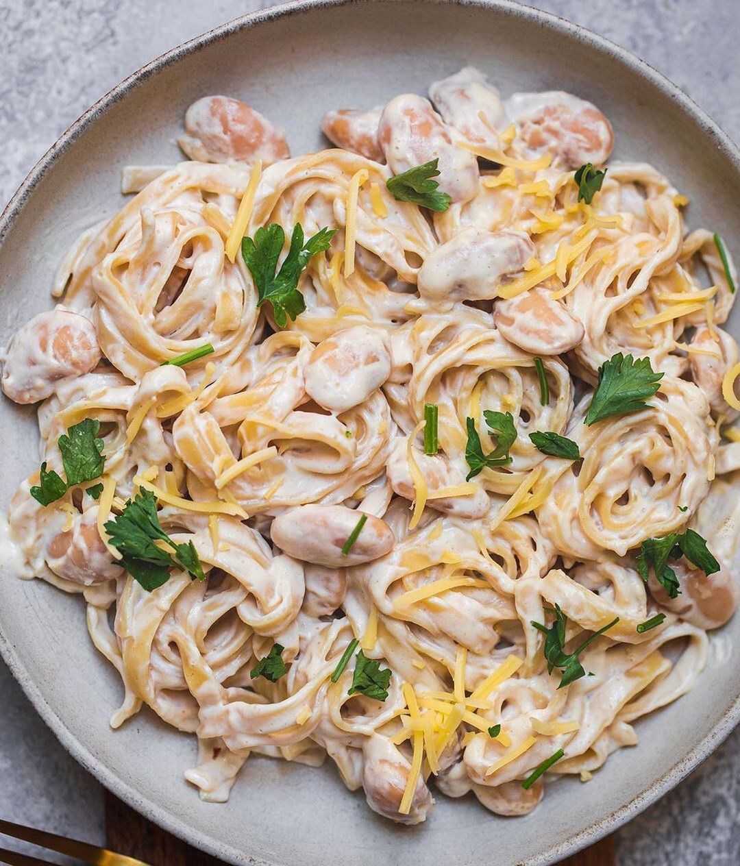 Creamy Tahini Garlic Pasta