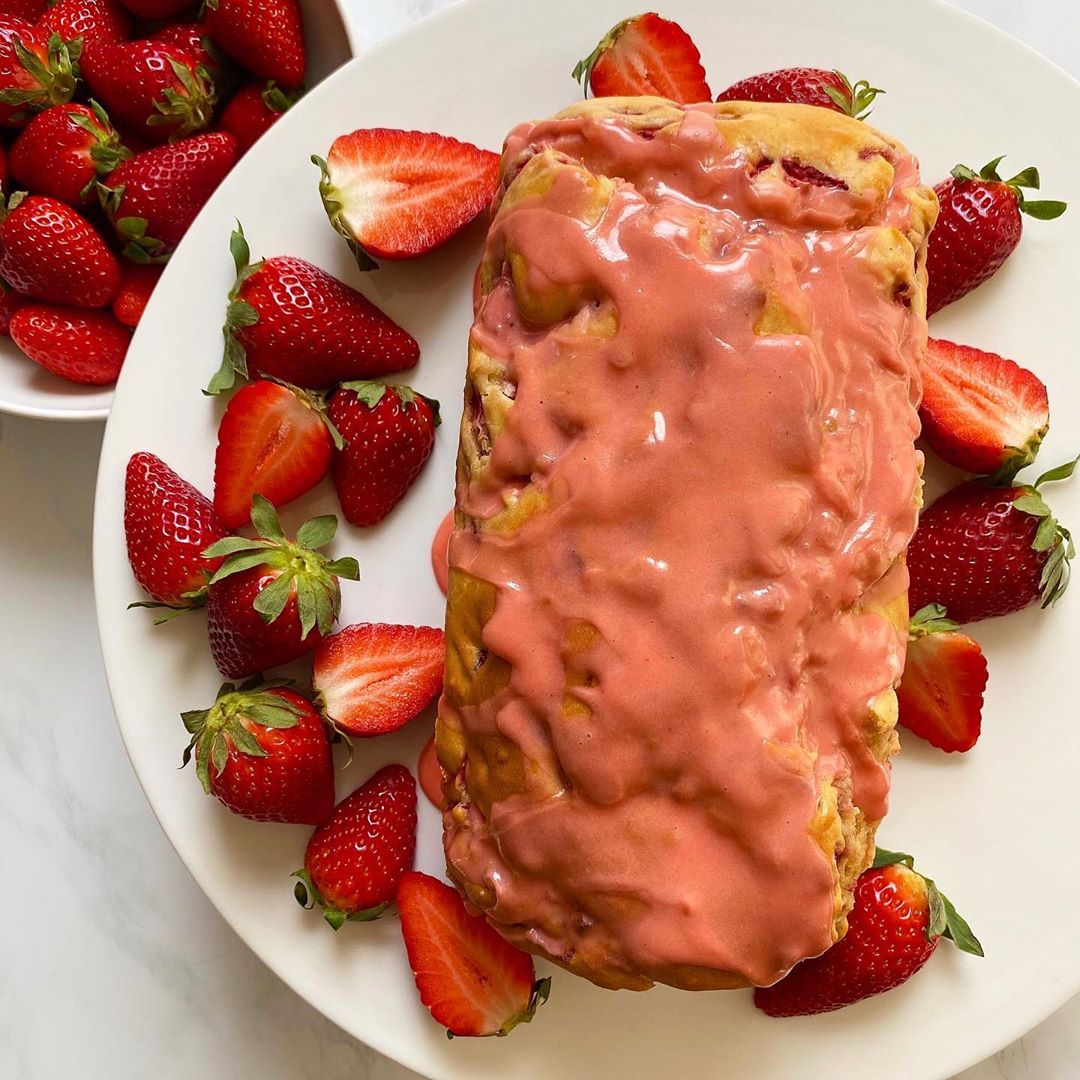 Fresh Strawberry Bread with Vanilla and Icing