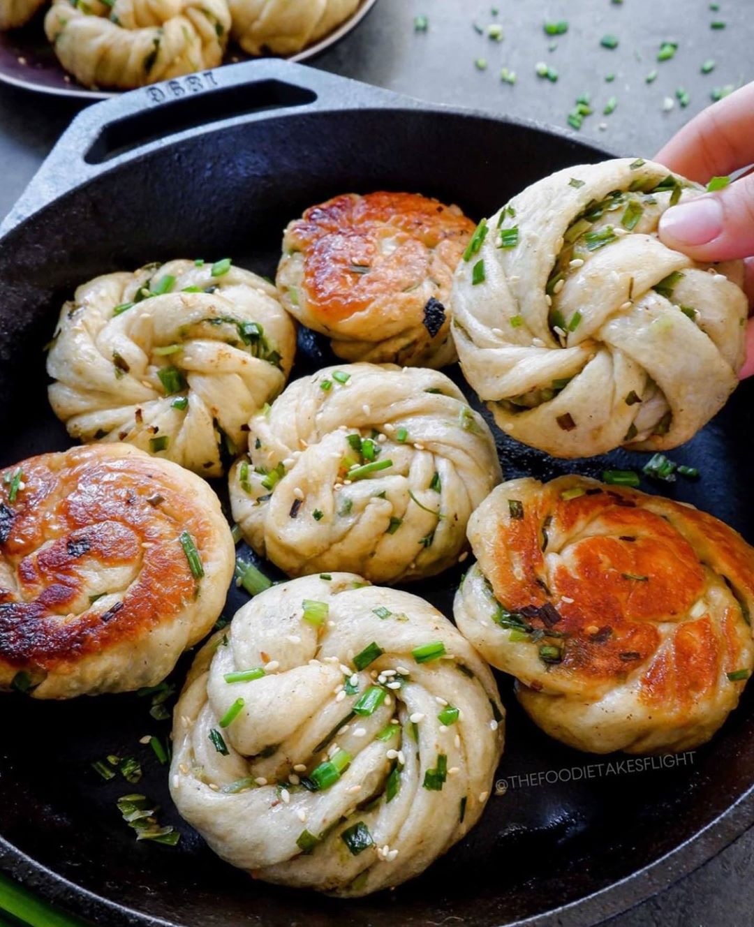 Pan-Fried Scallion and Toasted Sesame Buns