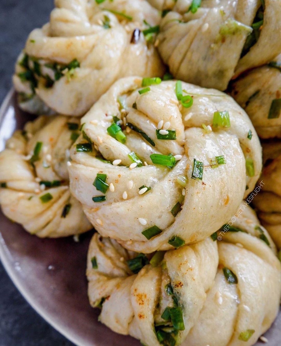 Pan-Fried Scallion and Toasted Sesame Buns