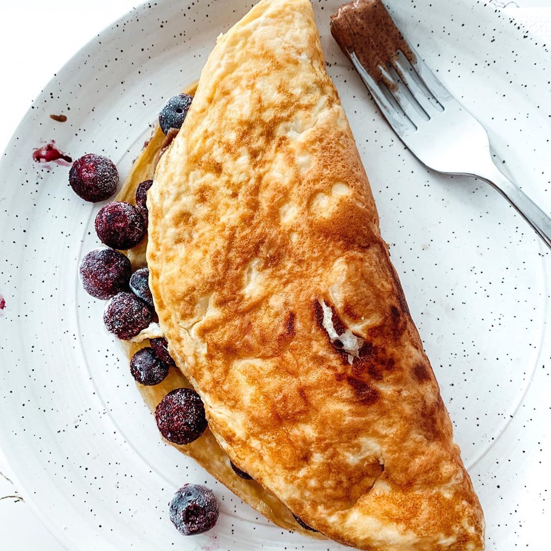 Sweet Omelette with Blueberries and Nut Butter