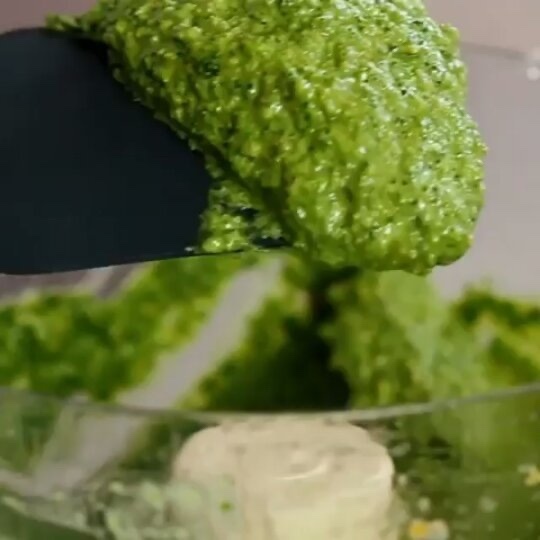 Fresh Basil and Sunflower Seed Pesto