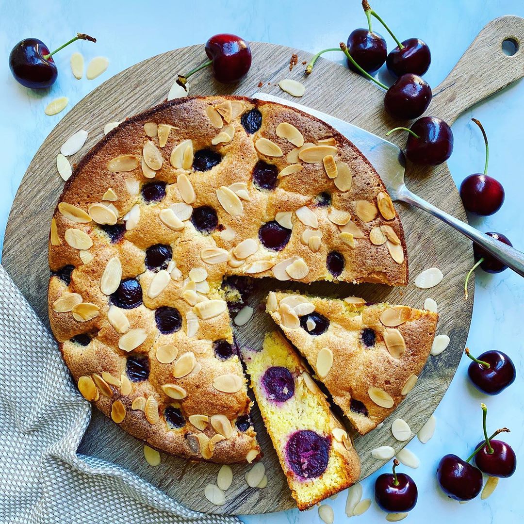 Cherry and Almond Cake