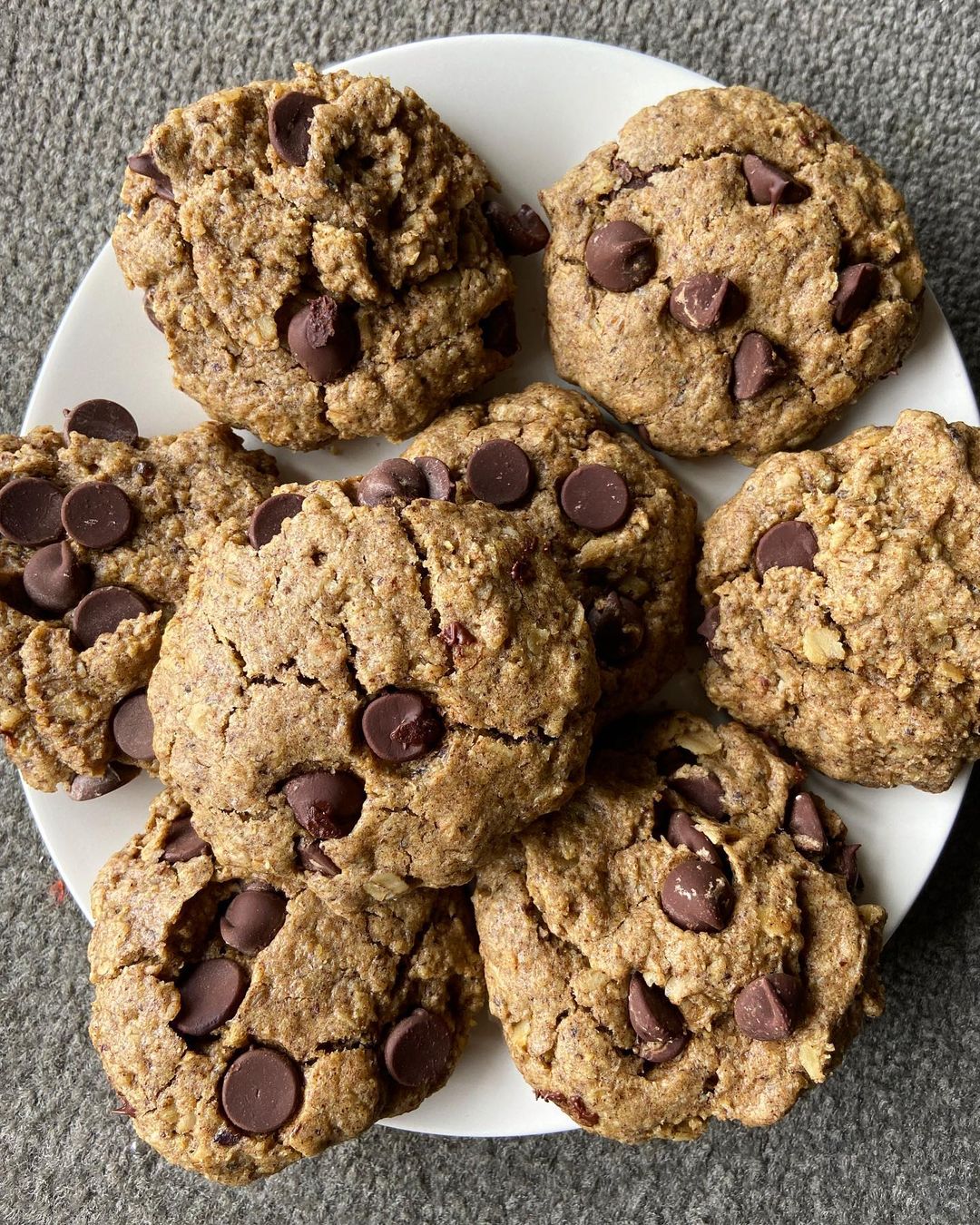 Vegan Chocolate Chip Oatmeal Cookies