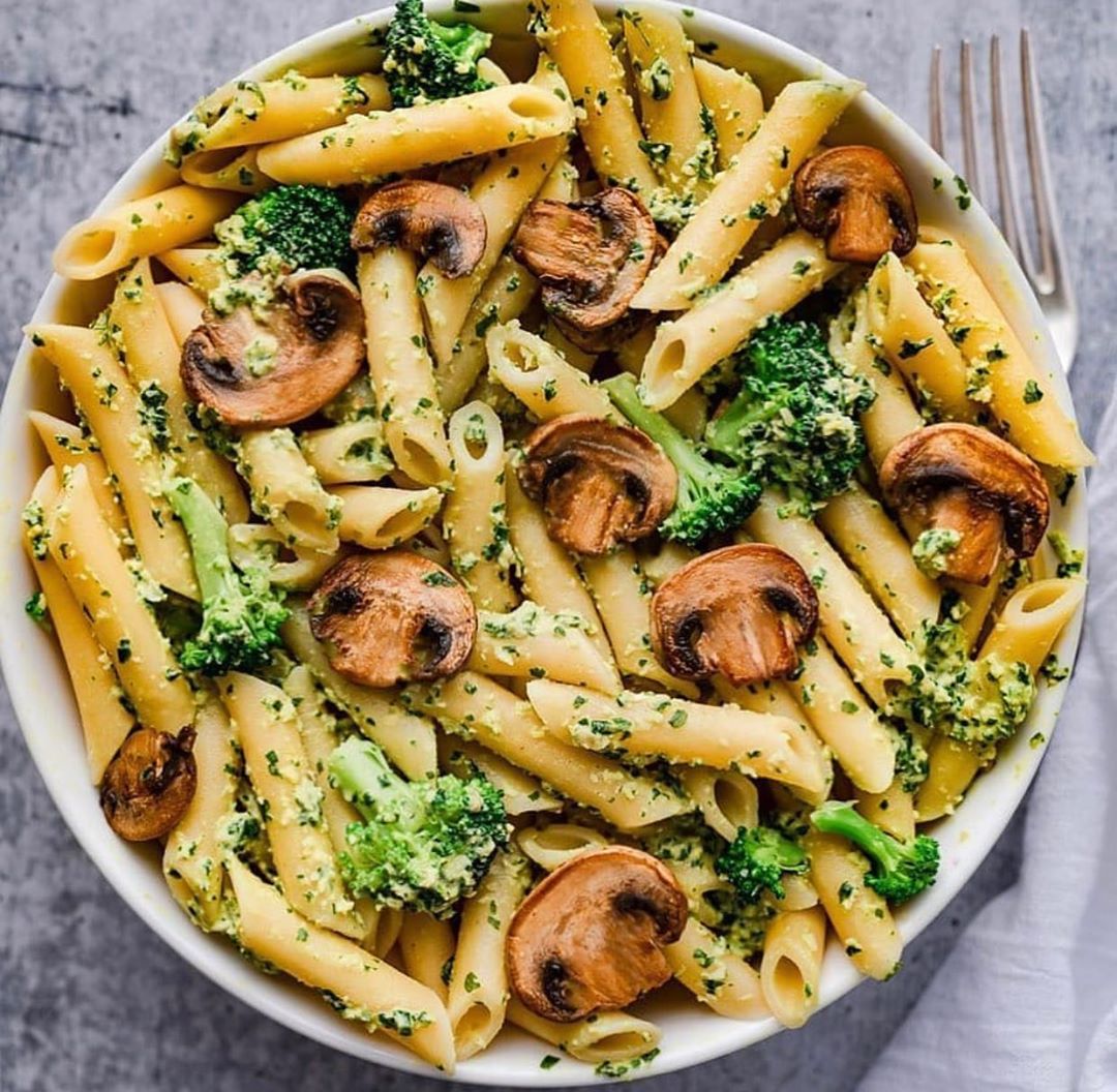 Hummus Basil Pesto Pasta