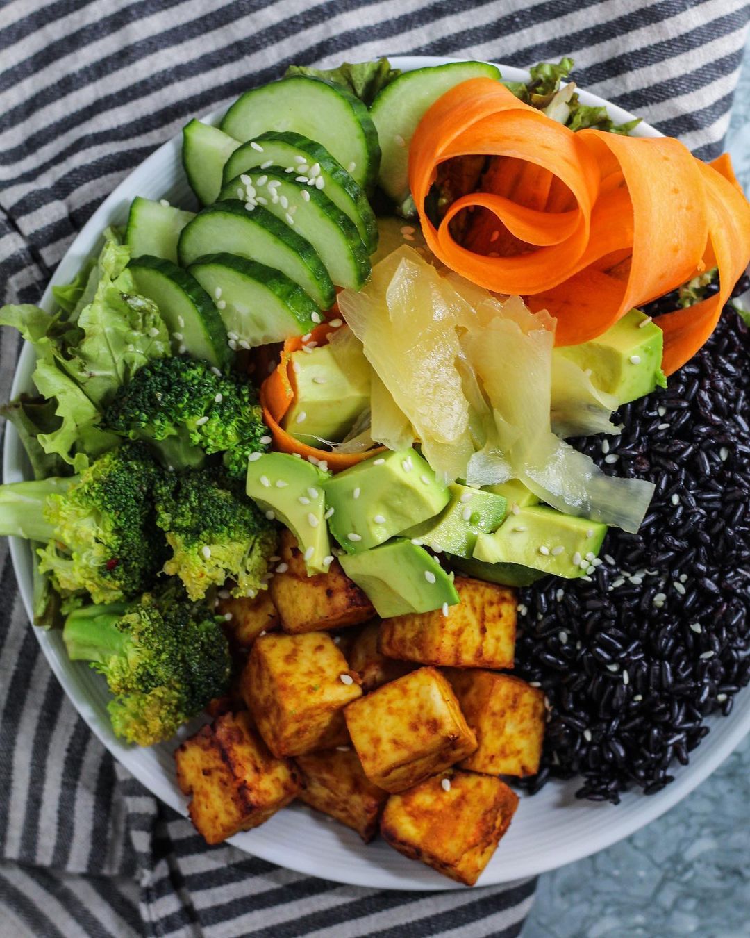 Loaded Forbidden Rice Bowl with Sriracha Tofu