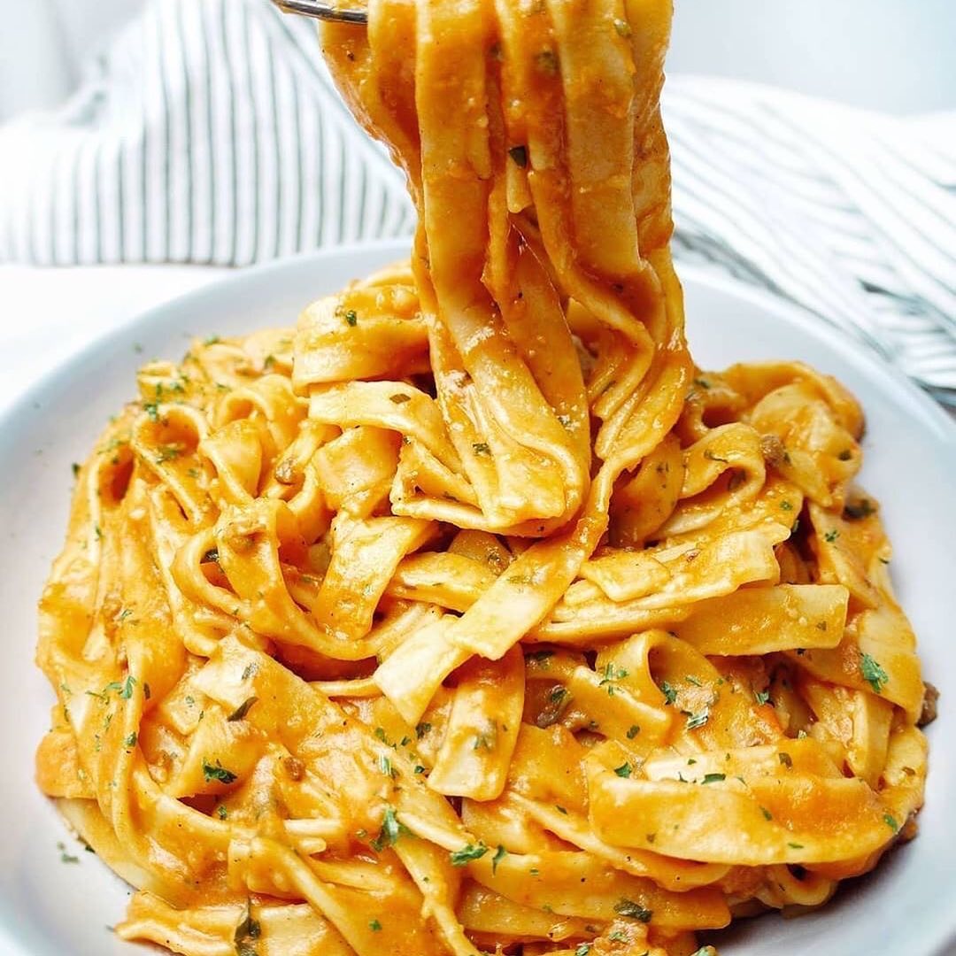 Creamy Vegan Pasta Bowl