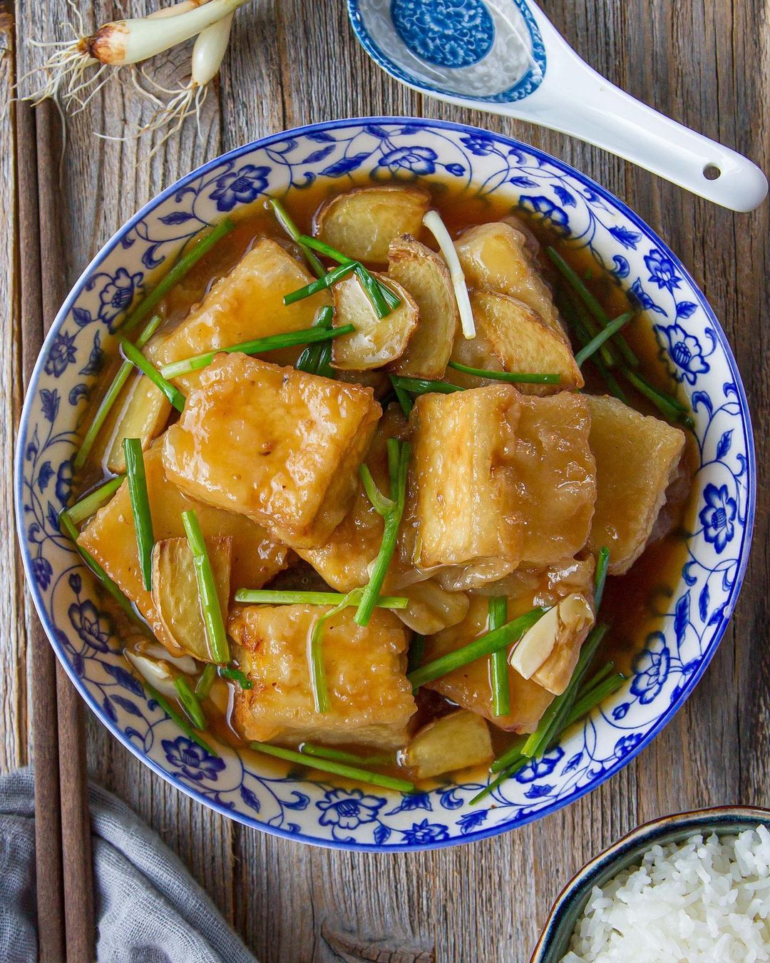 Ginger Scallion Braised Tofu