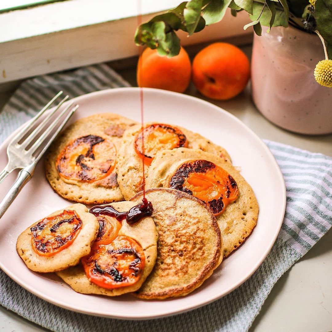 Apricot and Oat Pancakes