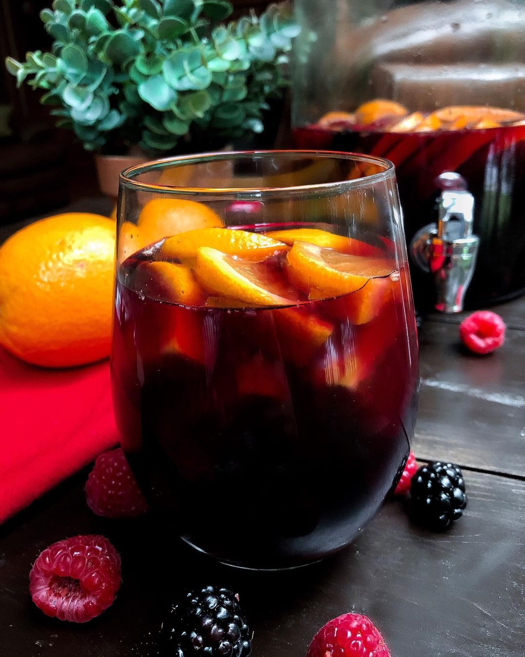 Easy Sangria with Fresh Fruits and No Sugar