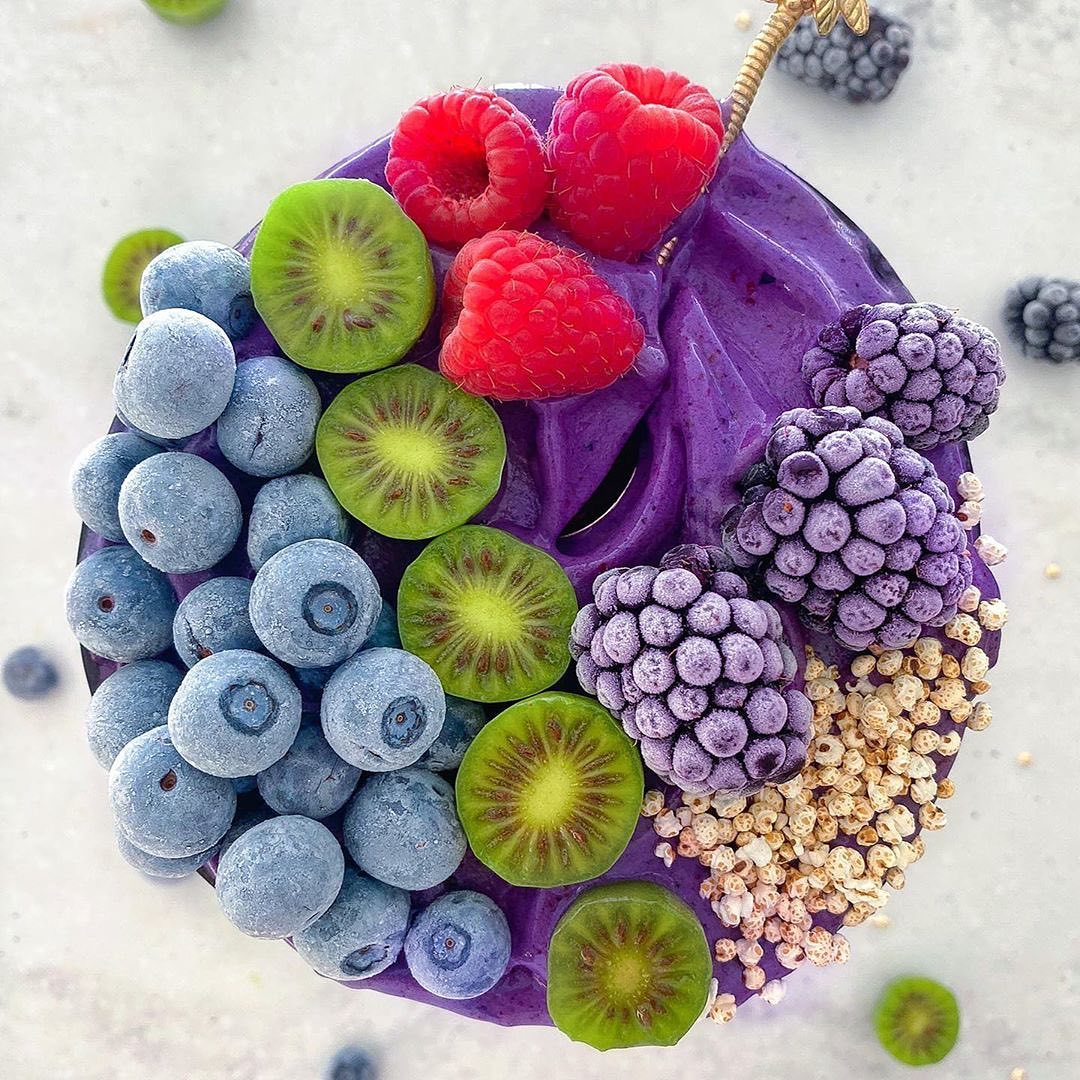 Blueberry Banana Smoothie with Lime