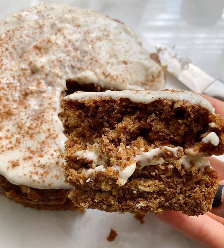 Mini Two-Layer Cinnamon Cake with Vegan Frosting