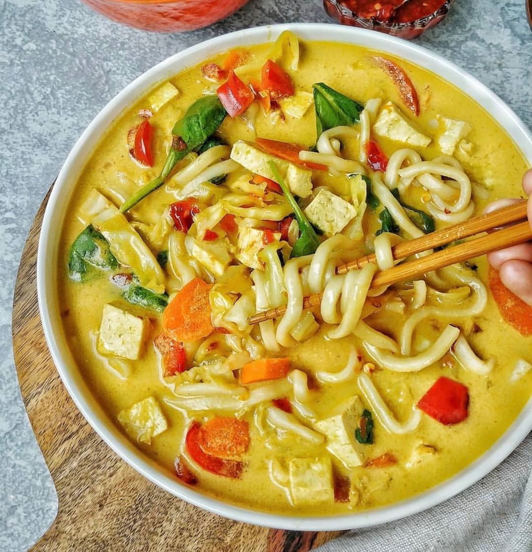 Thai Inspired Curry Noodle Vegetable Soup