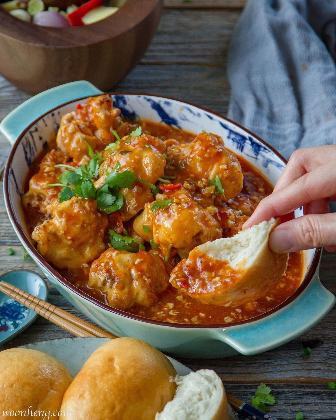 Vegan Chili Crab with Cauliflower